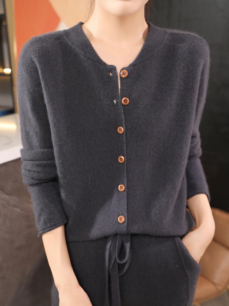 Autumn/Winter New Pure Wool Round Neck Long Sleeve Women's Cardigan Sweater Coat