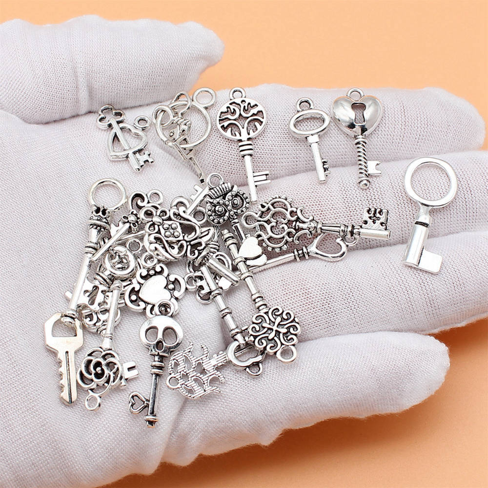 Charms Schlüsselschloss Werkzeug Gemischtes Set Anhänger Vintage Schmuckzubehör QC076