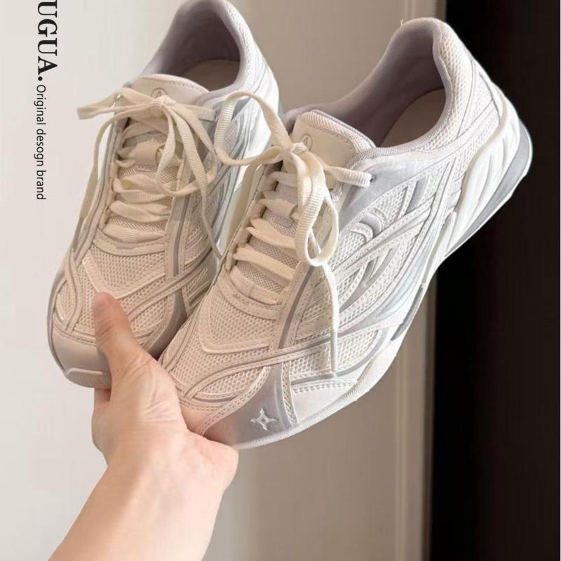 Niche design silver dad shoes women's mesh breathable retro sneakers, showing small versatile and lightweight casual shoes