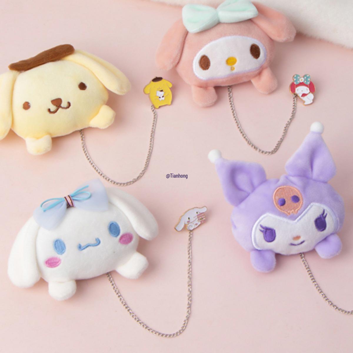 

Cinnamoroll Plush Backpack Charm & Brooch Set - Cute Cartoon Accessories Cinnamoroll