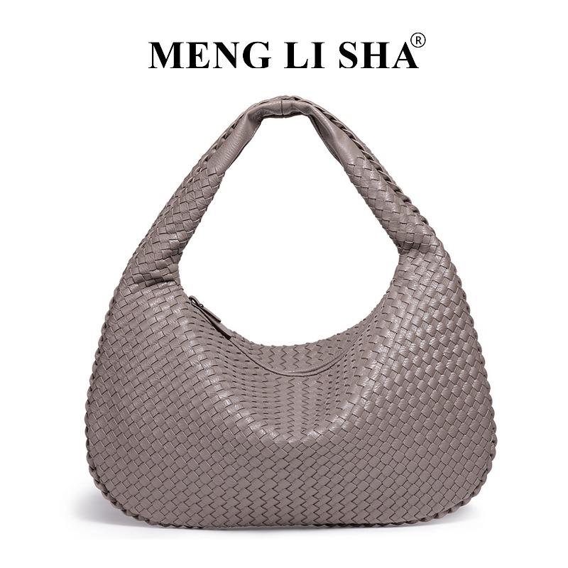 

Bag Women s Spring and Summer New Handwoven Underarm Shoulder Bag Casual Large Capacity Commuter Portable Crescent Bag