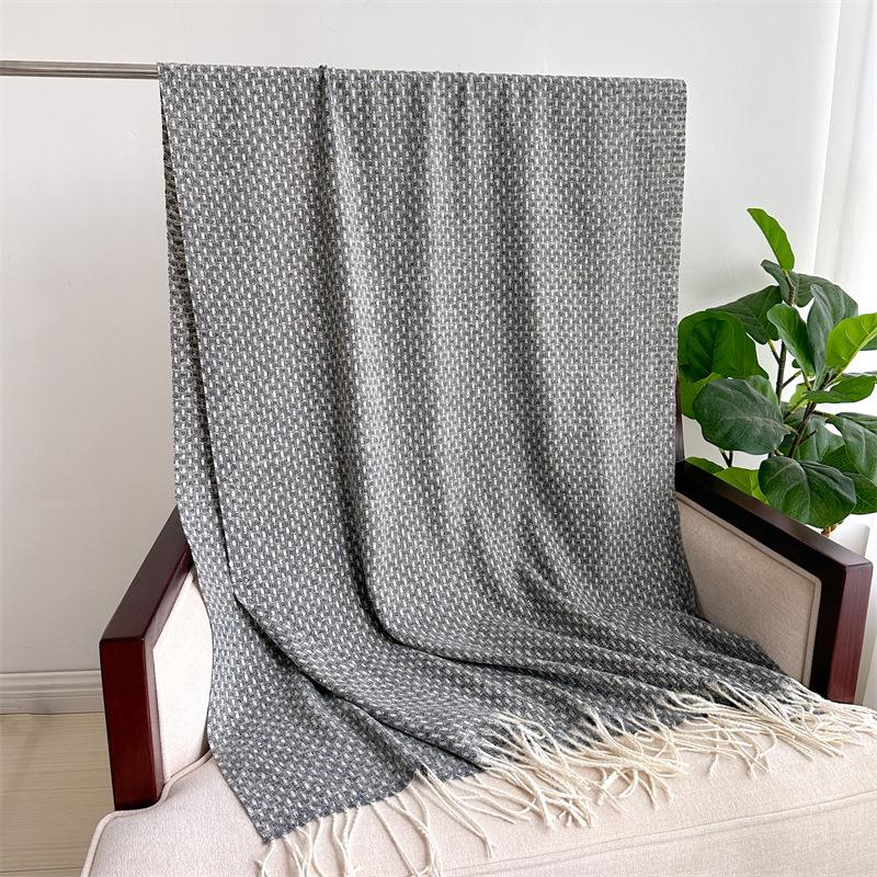 Men'S Scarf Winter Thick Keepwarm  Tassels Cashmere Business Long Scarf Wraps Camping Hiking Scarf Shawl Classic Scarf