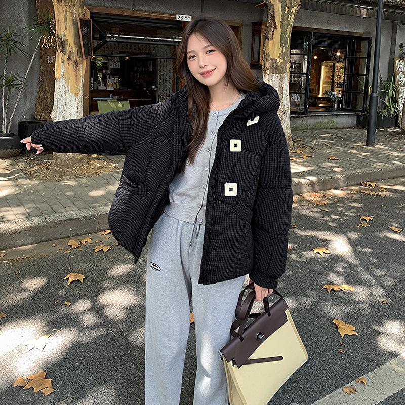 

Пуховик женский свободный большого размера хлопковый жакет 2025 зима стеганая куртка короткое пальто S чёрный