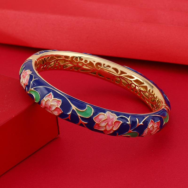 Peking traditionelles Kupfer Reifen Cloisonné Armband mittelgroß Retro Palast hohles Emaille Armband High-End Accessoires Frauen