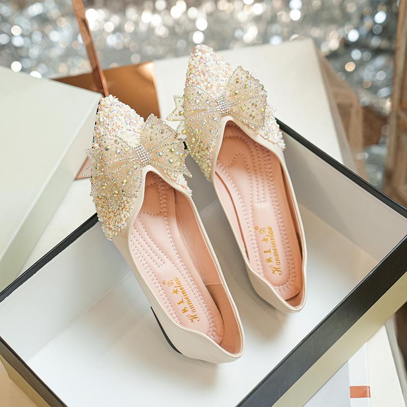 Fashion japanned leather bowknot flats shoes woman glitter beading party shoes shallow mouth pointed toe lace bowtie flats big size 43