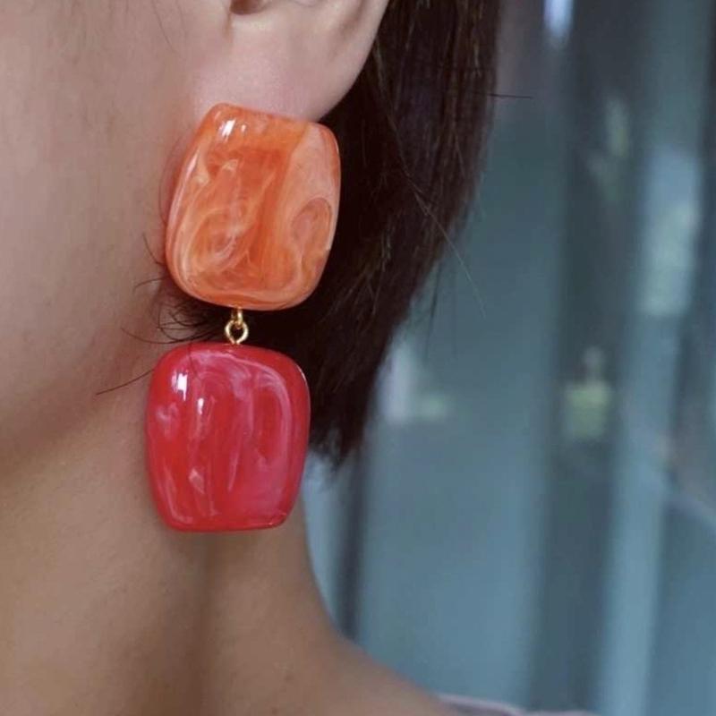 1 Pair Hand Dyed Square Earrings Featuring Color Gradient Design Resin Texture Suitable for Parties Dating Daily Use