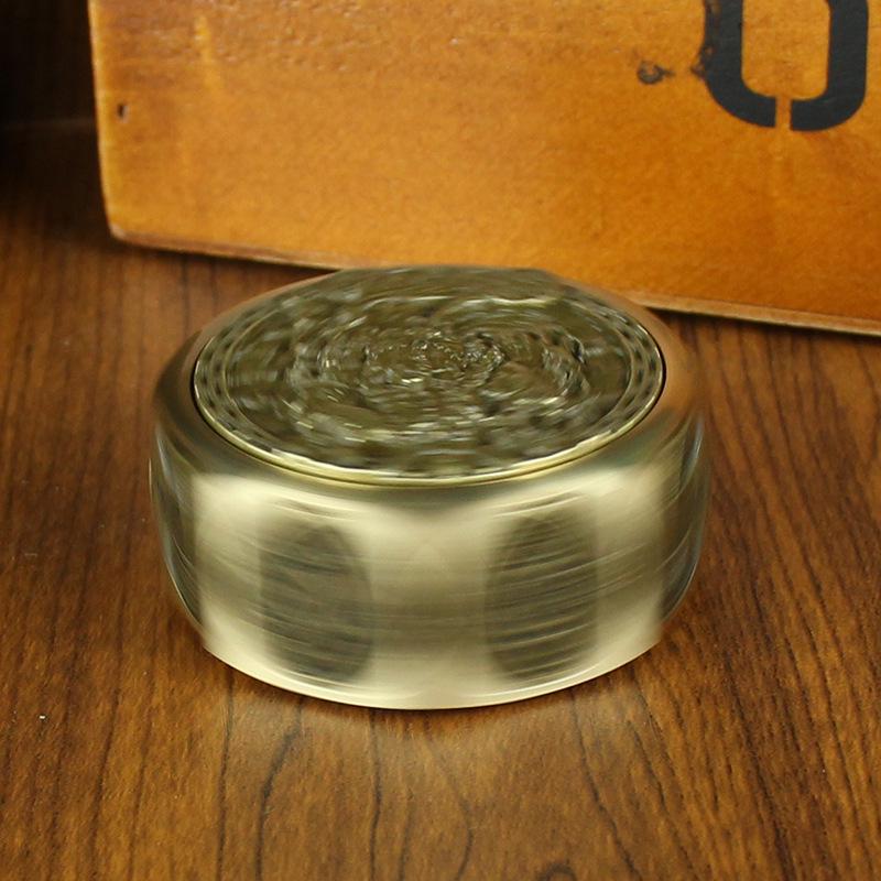 Eight-Sided Money & Ten-Sided Dragon Handcrafted Brass Cube - Creative Carving, High-End Decompression Toy, Year of the Dragon Edition.