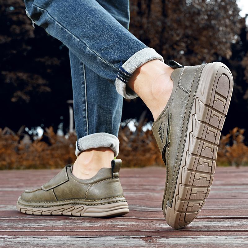 Fashion 2025 New Classic Dress Shoes Men's Casual Loafers Outdoor Lightweight Flat Shoe Comfortable and Anti -Slip Office Walking Shoes