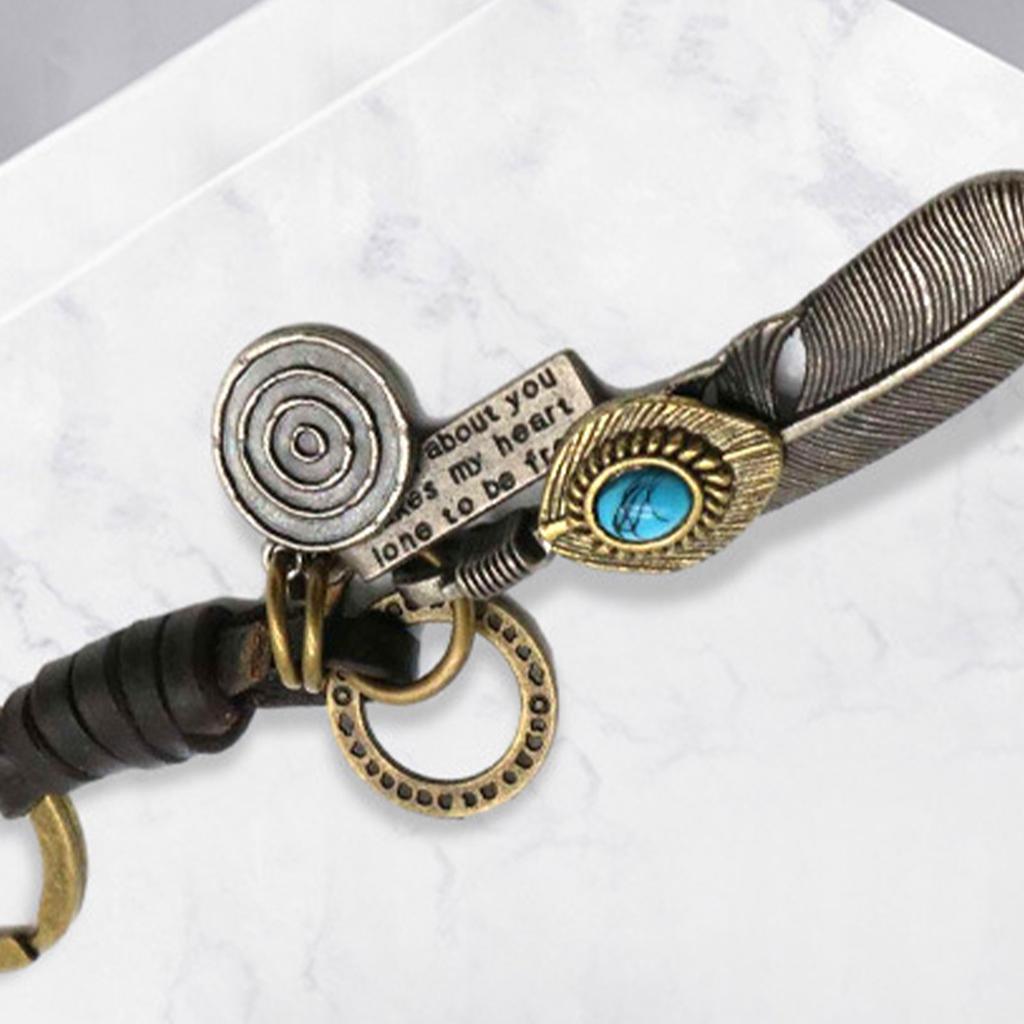 Einzigartige Feder-Schlüsselanhänger Handgefertigter Feder-Schlüsselanhänger Metall-Schlüsselhalter Elegantes Schlüsselzubehör Geeignet für Taschen und Schlüssel