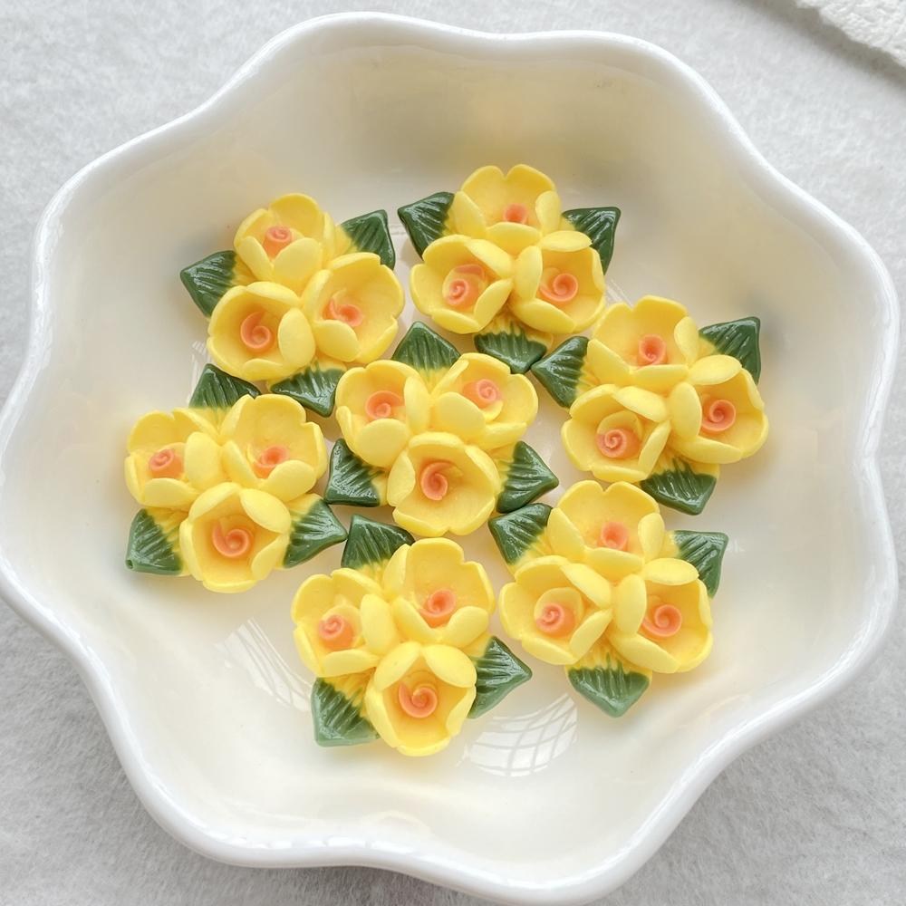 10PCS Vibrant Resin Three Roses For Scrapbooking, Wedding Decor & DIY Jewelry Making Accessories