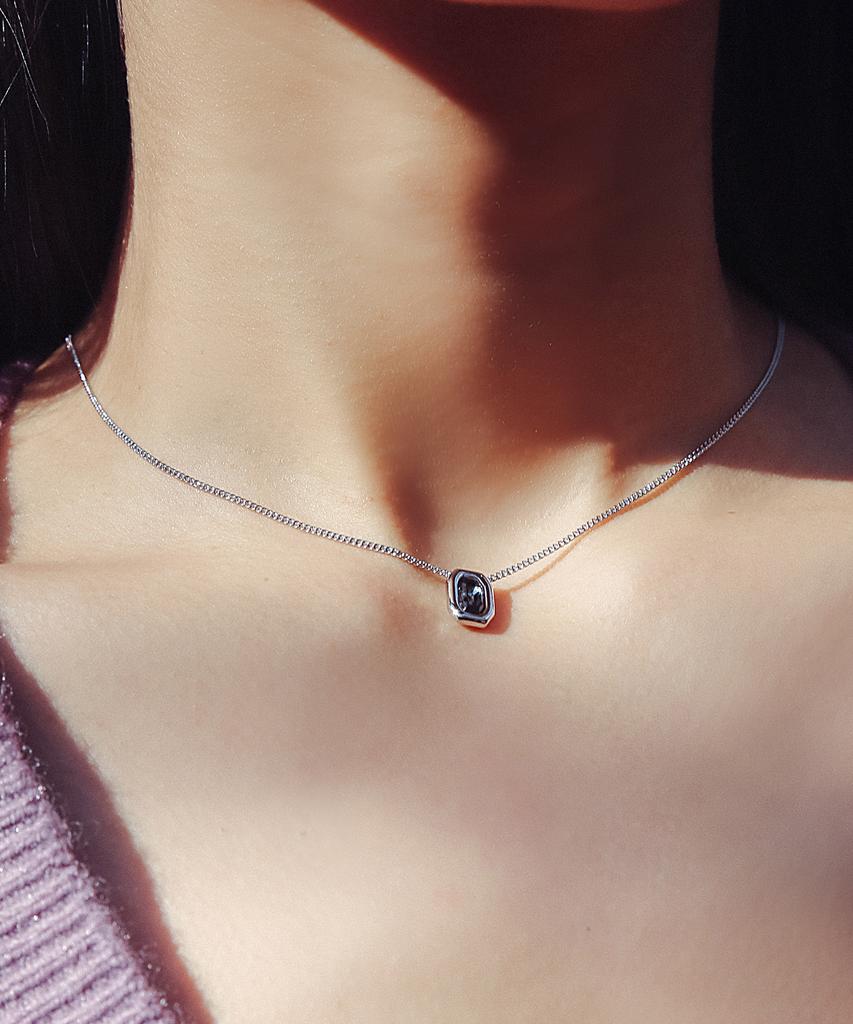 Sundaydiscoclub Slim Shiny Pendant Necklace Silver Blue
