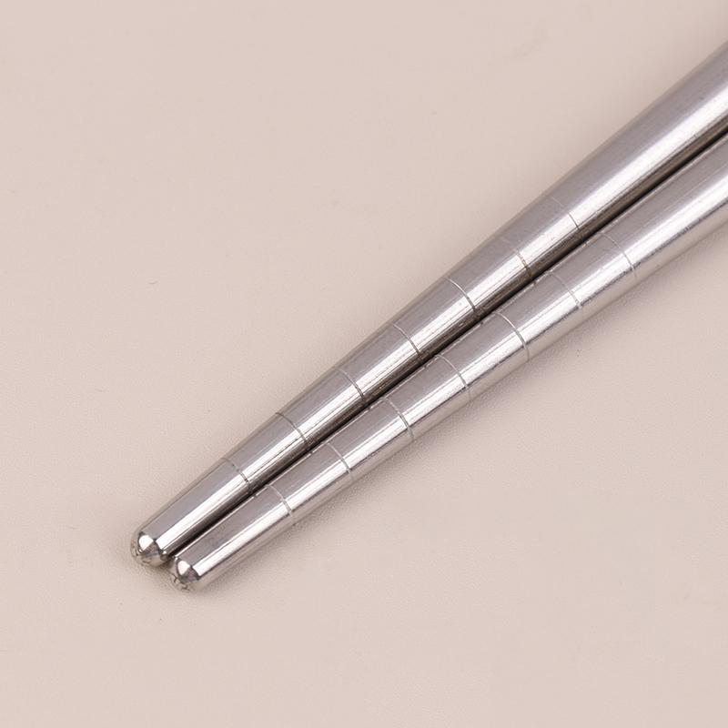 Sada nádobí s kresleným králíkem a lžící a vidličkou z nerezové oceli, hůlky, studentské přenosné nádobí, cestovní příbory s krabičkou