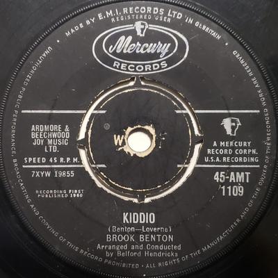 7inch Record BROOK BENTON - Kiddio / The Same One 45AMT1109 Mercury 1960 UK Soul/Funk Used