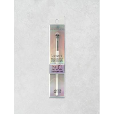 Daiso Point Shadow Brush 502