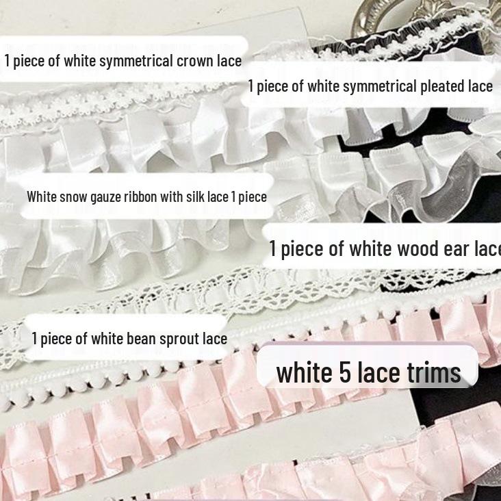 Handgefertigte rosa-weiße Spitzenborte mit Rüschen zur DIY-Dekoration von Rocksaum