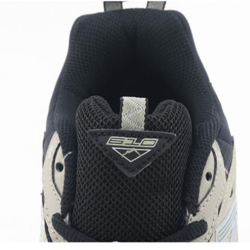 New Balance 610 Beige