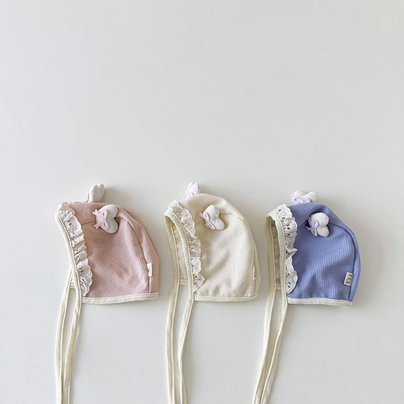 Korean Baby Warm Knitted Hat New Winter Heart Ear Flap Cap for Newborn Photographyr Props Cute Infant Soft Bonnet 0-14M