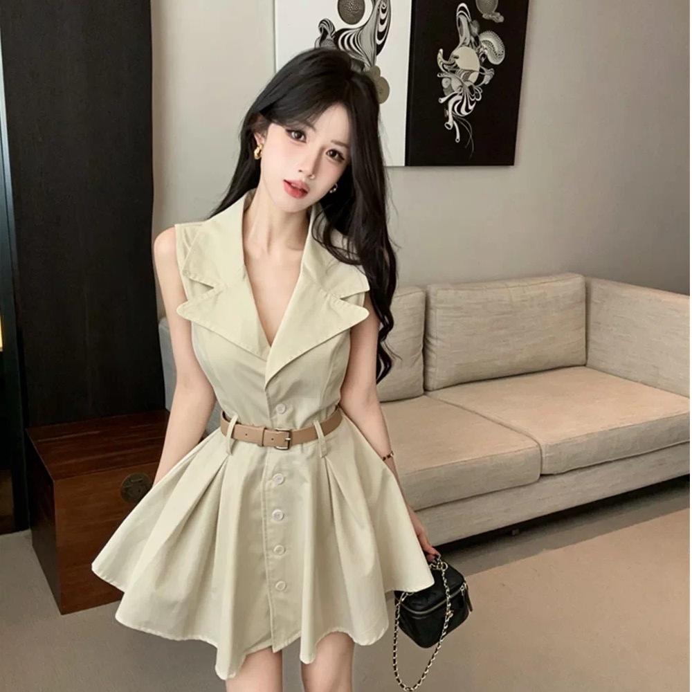 Real Price Black Single-breasted Cardigan Dress for Women's Summer New Style, Waist and Thin Short POLO Collar Skirt