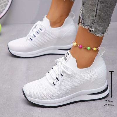 Încălțăminte pentru femei – Adidaşi