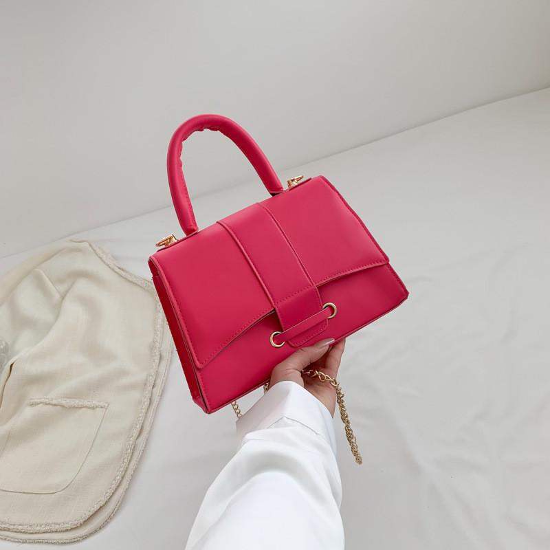 

Fashionable Small Square Crossbody Bag With Magnetic Closure And Stitching Detailing Яскраво-рожевий