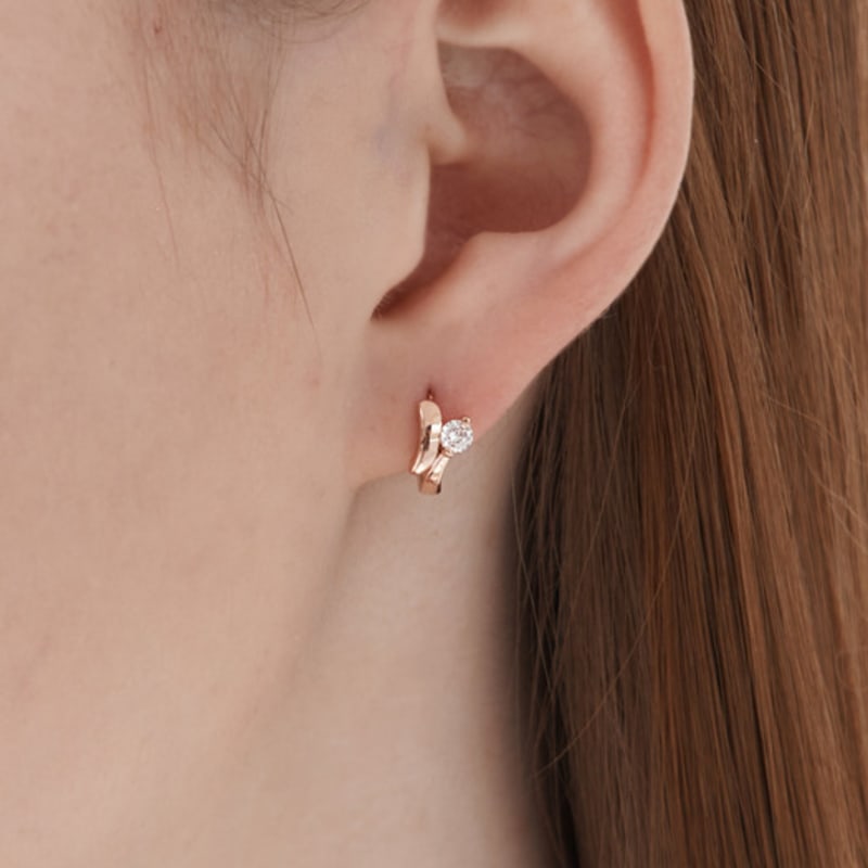 CRANNE 14K Simple One-Touch Cubic Earrings C24EGP209