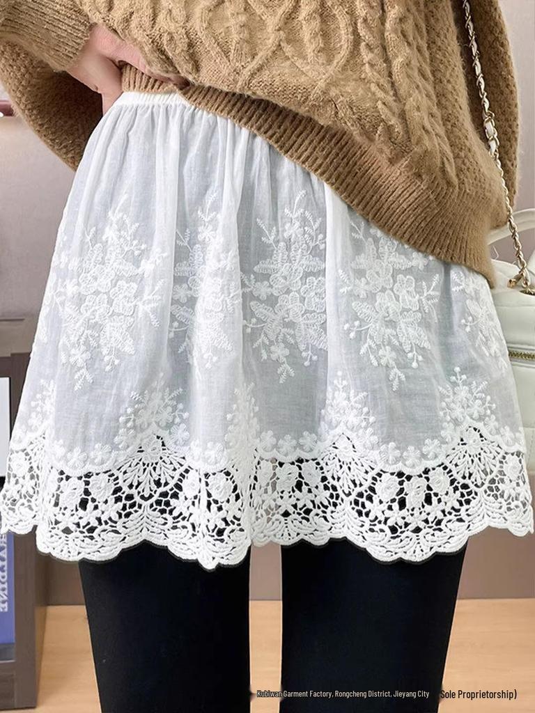 2025 Women's White Cotton Lace Skirt: Autumn/Winter Layered Design with Jeans, Hip-Covering Half-Skirt