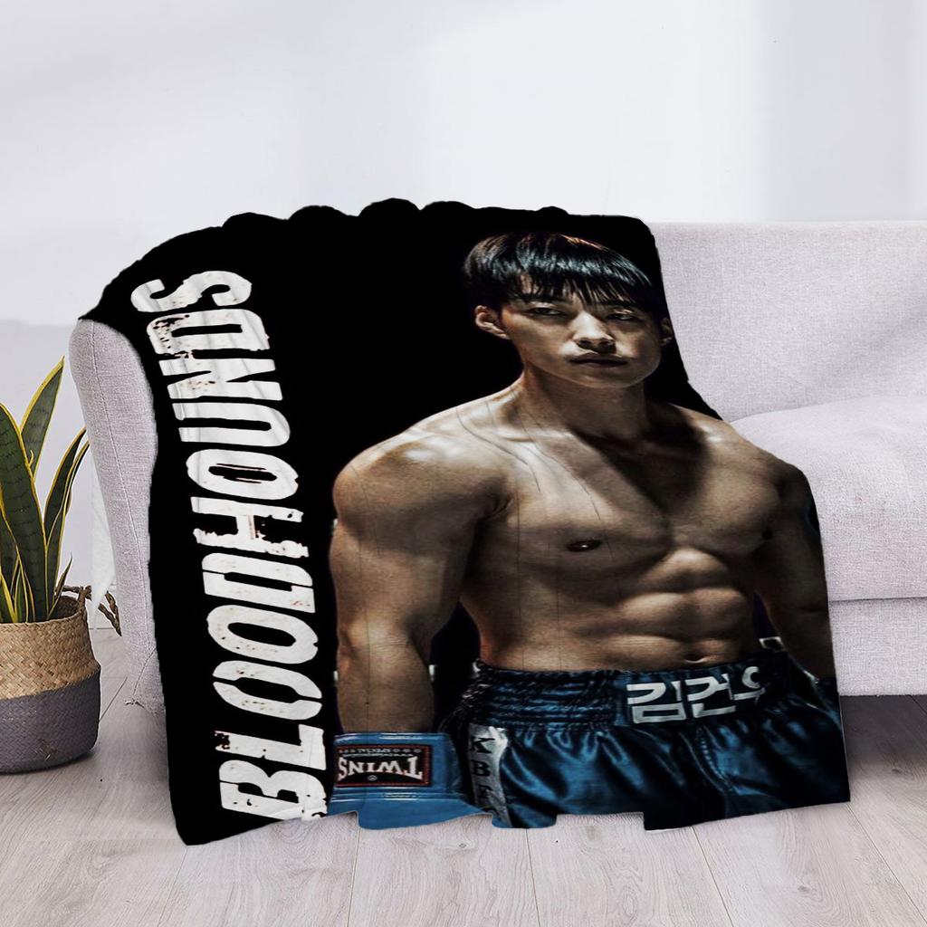 Weak Hero Bed Blankets & Throws Sofa Throw Blanket Luxury Home and Decoration Human Made School Knee Halloween Custom Anime Cute