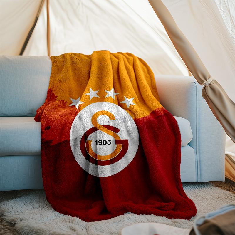 1pc Football Team (28) Theme Blanket - Digital Print, Polyester, Cozy for All Seasons, Perfect for Outdoor, Camping, and Travel