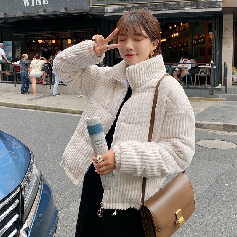 

Вельветовая хлопковая куртка для женщин, толстое свободное пальто, короткая однотонная верхняя одежда с длинными рукавами и воротником-стойкой, зимняя хлопковая одежда M бежевый