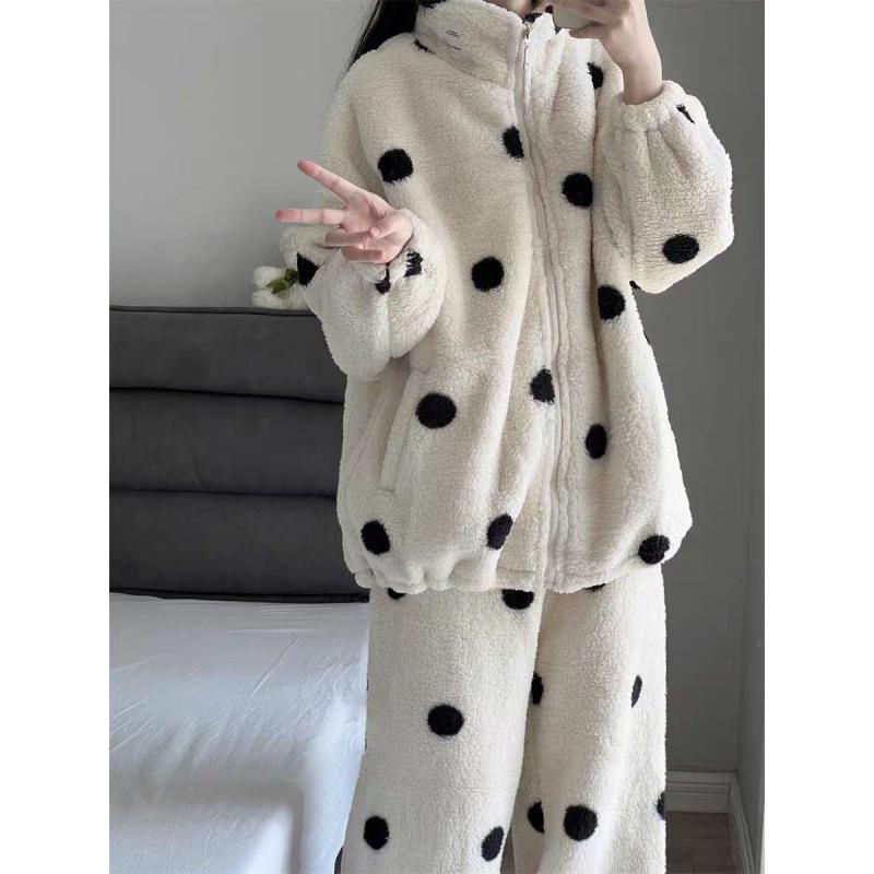 

Luxury Polka Dot Coral Fleece Homewear Set for Women - Thickened for Winter Warmth Medium