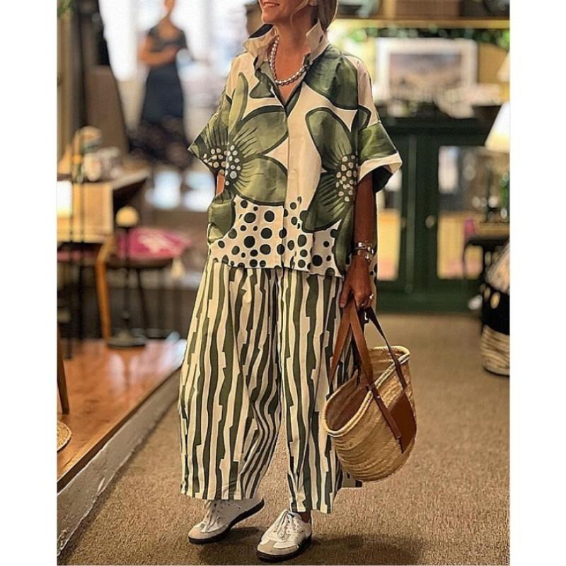

Women s Summer Floral Print Loose Two-Piece Set Short Sleeve Lapel Top + Wide Leg Pants Casual Set XXS