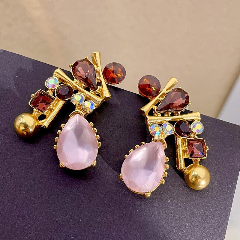 Fashion Classic Pink Color Crystal Enmale Earrings For Women Girls Exquisite Design Pendant Flower Ear Rings Jewelry Accessories