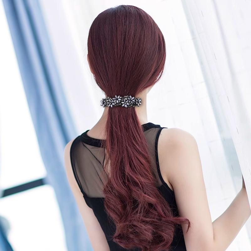 Retro Floral Spring Hair Clip - Elegant Horizontal Style for Women