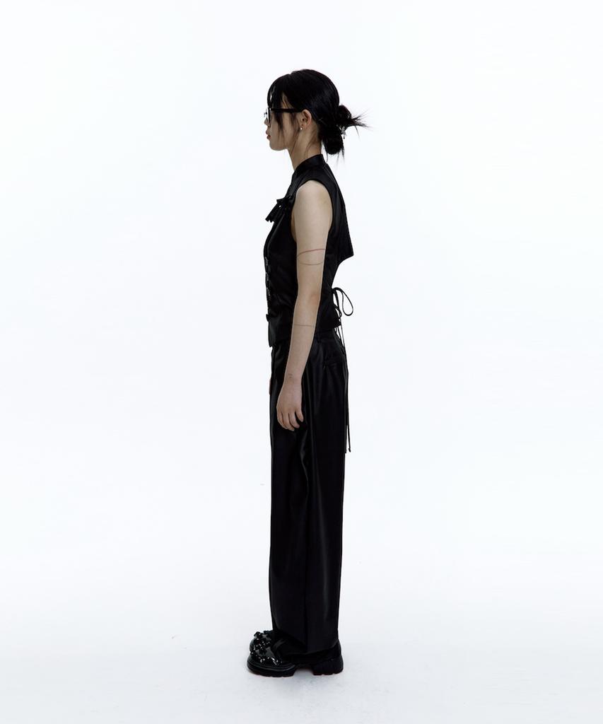 Kasiko Pintuck Asymmetric Trousers Black