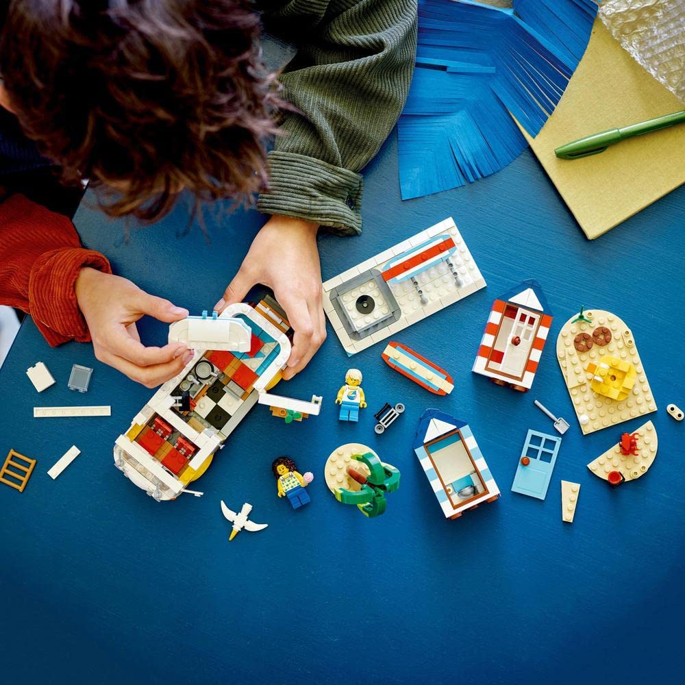 LEGO 31138 Beach Camper Van - New.