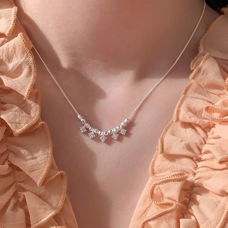 A Niche Exquisite Sparkling Tassel Necklace for Women with A High-end Feel, Light Luxury and Versatile Collarbone Chain, Giving It To Your Best Friend