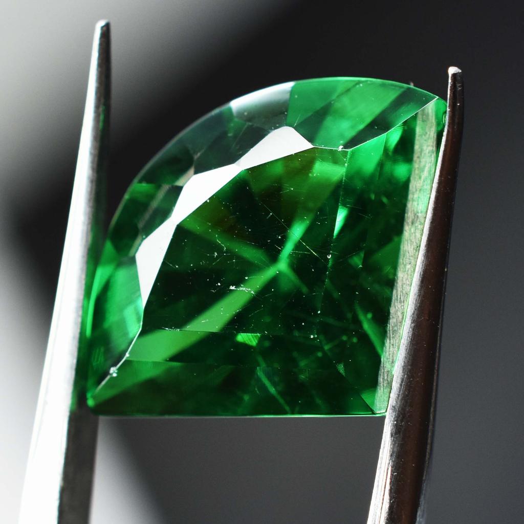 NATURAL Green Tsavorite Garnet 9.10 Ct Fancy Cut   Loose Gemstone