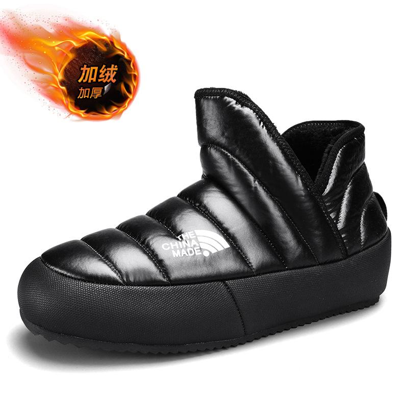 

2024 зимние новые мужские бархатные утепленные зимние ботинки для улицы с высоким берцем, теплая хлопковая обувь, повседневная обувь 39 чёрный