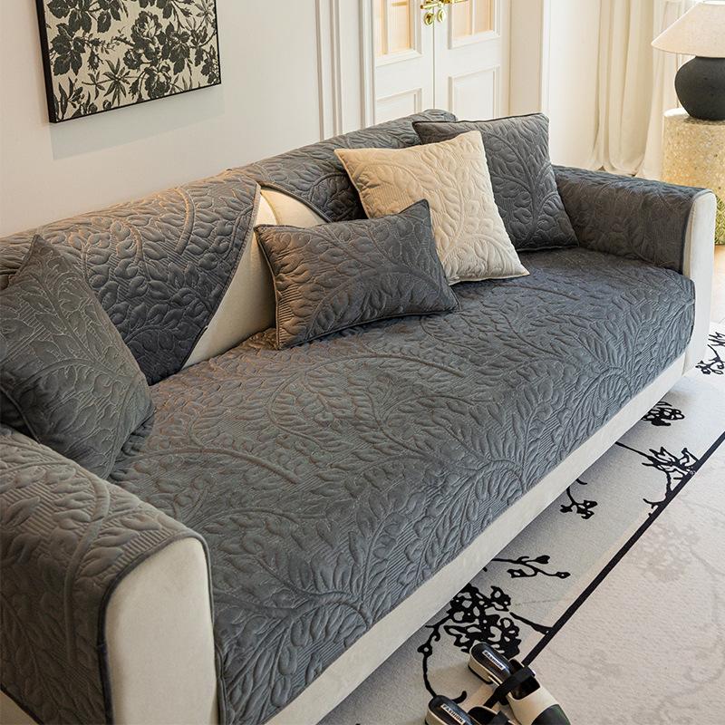 Fall and Winter Short Plush Sofa Covers High Quality Non-Slip Couch Cushion Living Room Decoration Nordic Universal Sofa Towel