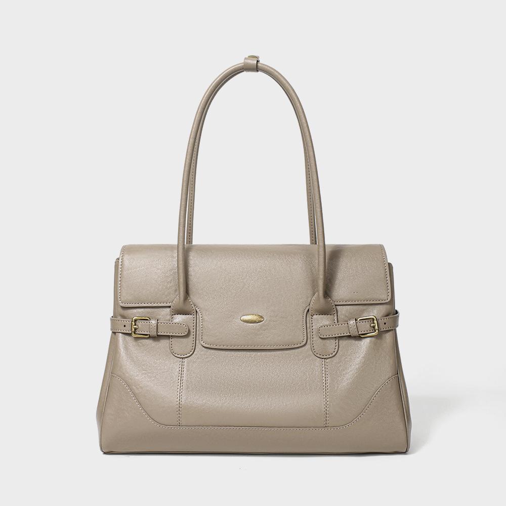 Simple First Layer Cowhide Leather Large Capacity 2026 Commuter Retro Handbag Fashionable Shoulder Underarm Tote Bag