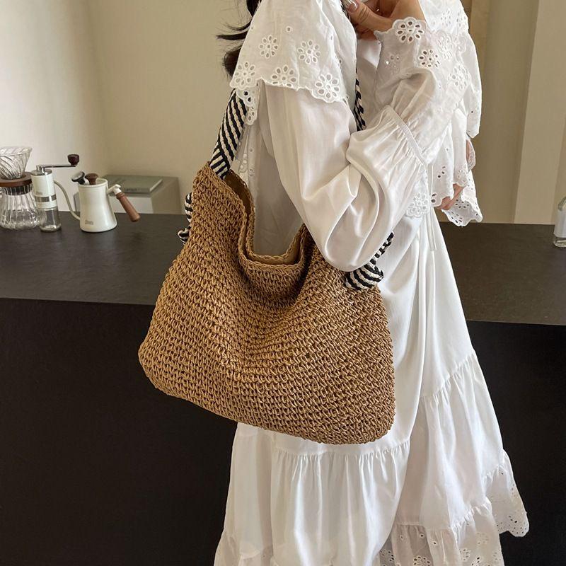 

French Niche Straw Woven Bag: Versatile Summer Beach & Shoulder Bag