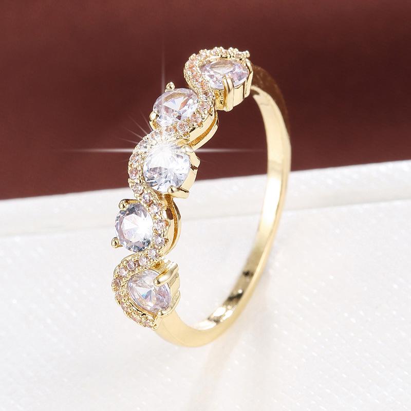 French Luxury Zirconia-Inlaid Pure Copper Women's Ring