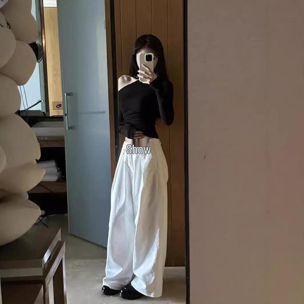 Pure Desire Slim Fit Off-Shoulder Long-Sleeve T-Shirt for Women - Versatile Early Autumn Top