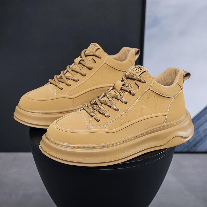 Klasyczne czarno-białe buty męskie high-top 2024 jesień i zima nowe buty sportowe i rekreacyjne gruba podeszwa podwyższające wygodne wszechstronne modne