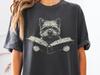Cairn Terrier liest Buch Comfort Colors T-Shirt - Cairn Hundemama Shirt - Hundepapa Geschenk T-Shirt - Nerd Hund Buchliebhaber Stil