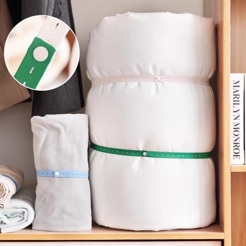Lala Roll: Elastic Strap for Quilt Folding and Storage