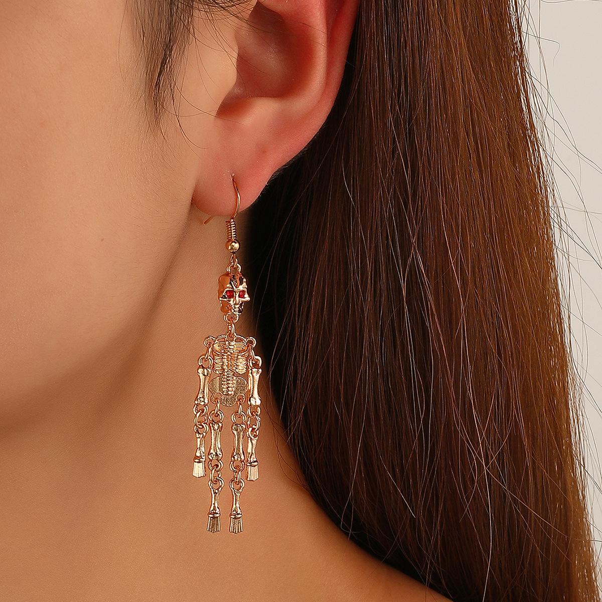 

Серьги из сплава в виде сердца и черепа в стиле ретро, готика, Хэллоуин 1 pair