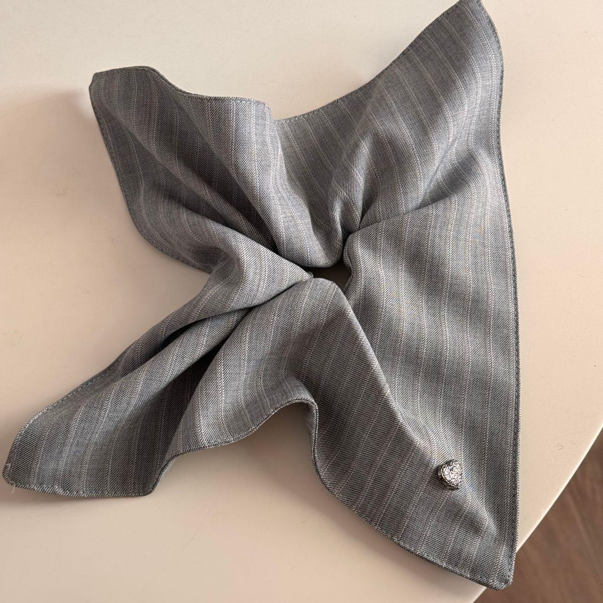 

1 шт. Повязка на голову из ткани с ретро-текстурой и большим бантом, полосатая клетчатая повязка на голову, нишевые аксессуары для волос в художественном стиле