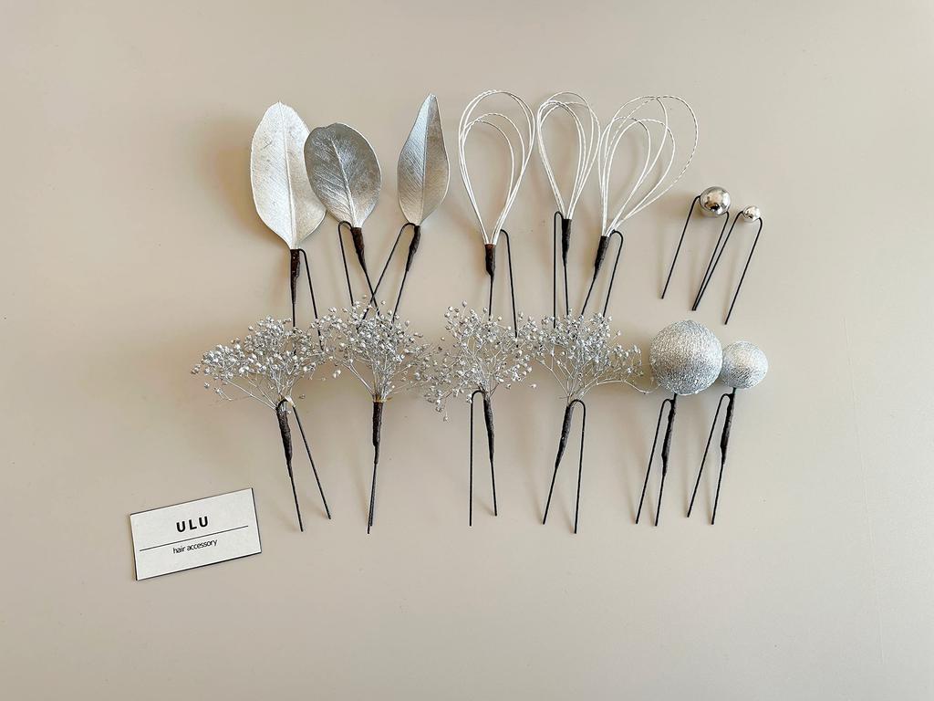 Silver Dried Flower Headpiece with Baby's Breath, Decorative Hair Ornament, and Mizuhiki Cord. Suitable for Japanese Traditional Wear, Including