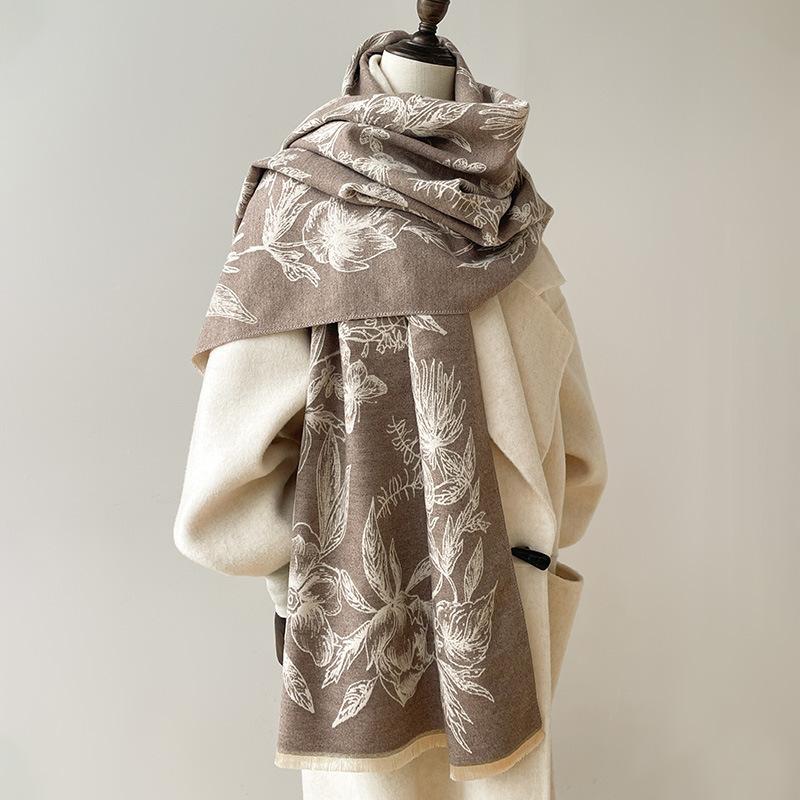 Autumn And Winter Are Full Of Flowers, Butterflies Linger In The Pastoral Style, Light Luxury Women'S Imitation Cashmere Warm Shawl Scarf